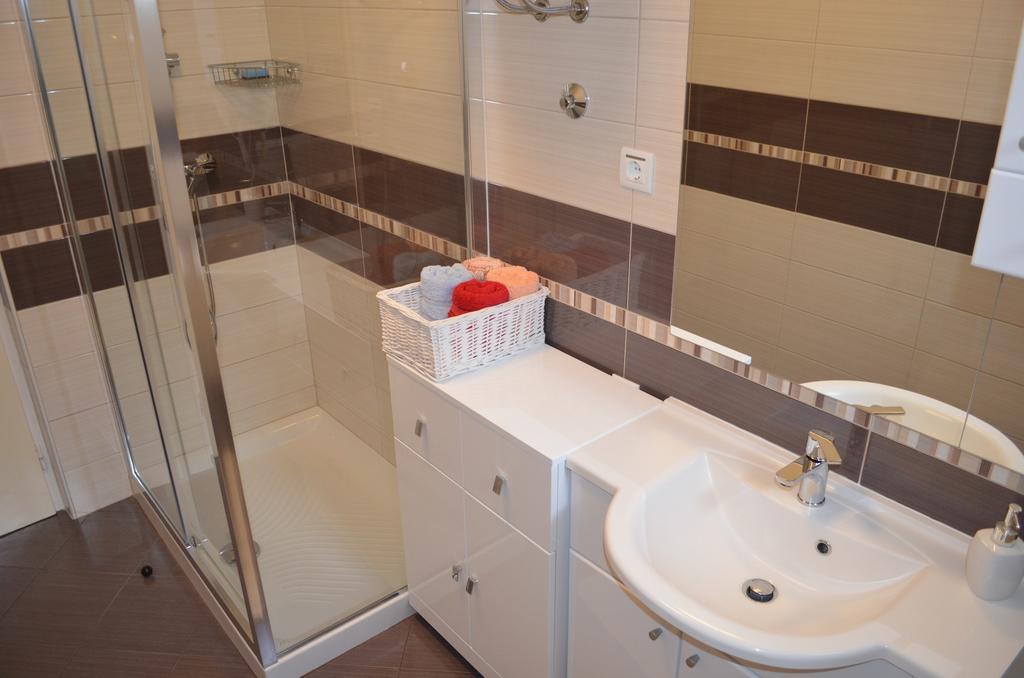 Apartments Mihalic Baska  Room photo
