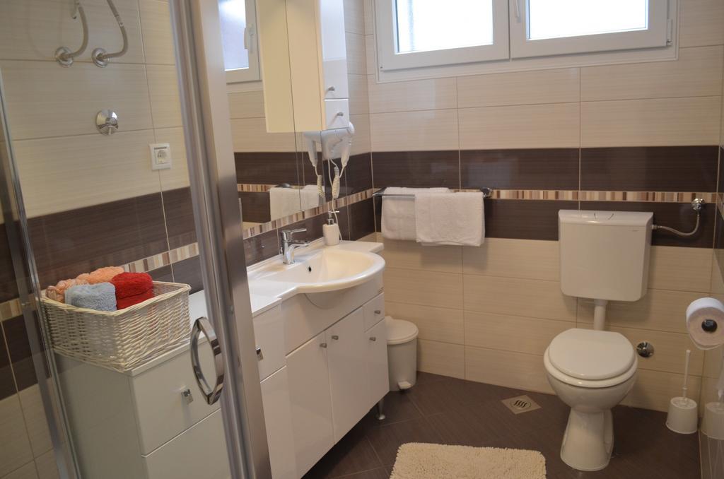 Apartments Mihalic Baska  Room photo